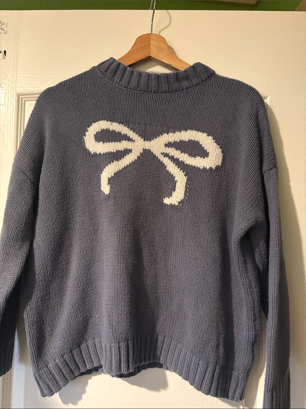 Classic Crewneck Sweater with White Bow Accent - Dusty Blue